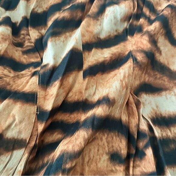 Mango Orange Black Tiger Print Bell Sleeve Sundress - Picture 4 of 6